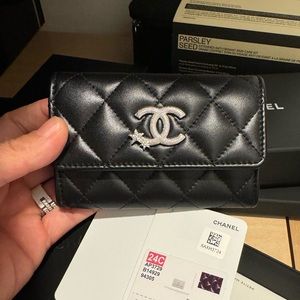 ❤️SOLD Chanel star 24c card holder brand new